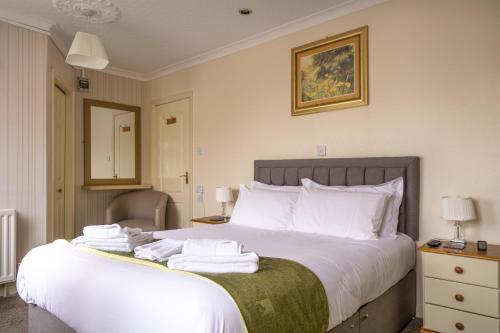 Deluxe Double Room image 5