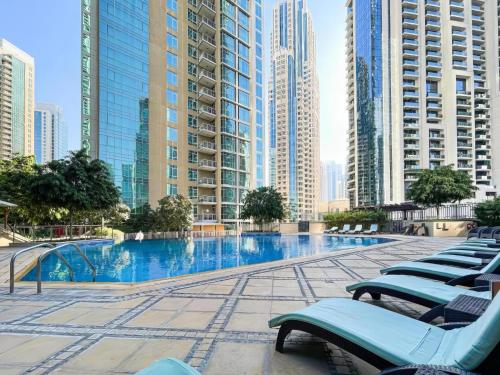 Lux Bnb  I The Residences I Sky Line Views - Dubai