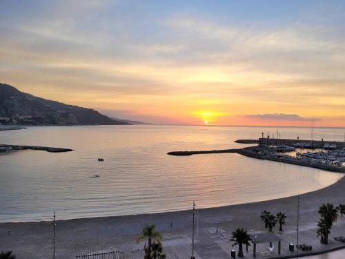 Menton, old town - Location saisonnière - Menton