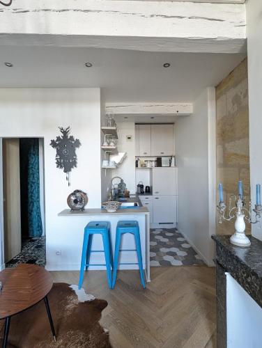 Appartement de charme sous les toits avec vue sur la Garonne, Bordeaux (Foto 7)