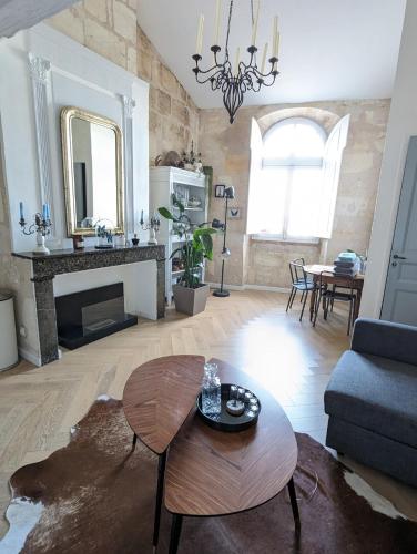 Appartement de charme sous les toits avec vue sur la Garonne, Bordeaux (Foto 4)