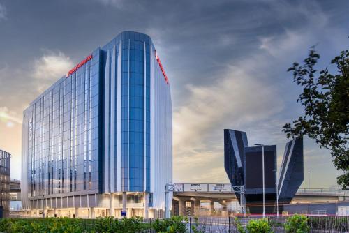 Hilton Garden Inn London Heathrow Terminal 2 and 3 - image 14
