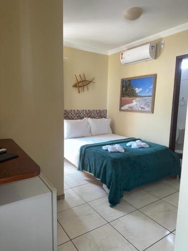 Standard Double Room image 8