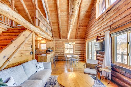 Lakefront Park Rapids Cabin w/ Decks & Boat Dock! in Park Rapids (MN)