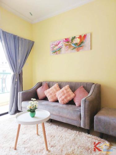 KHome-MarinaCourt-KK CITY CENTRE .3B2R(8Pax) NEW!