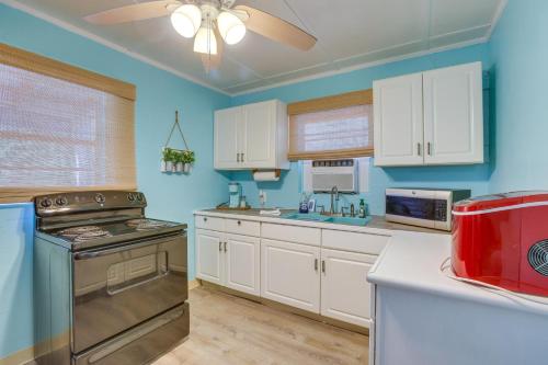 Lake Gerald Cabin Rental with Boat Dock and Grill! in Delta, USA