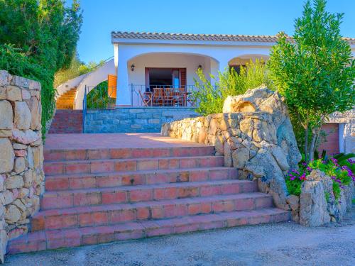 Sardinia Family Villas - Villa Brunilde with private pool