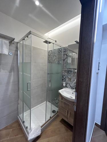 Grimaldi Comfort Guest House 4