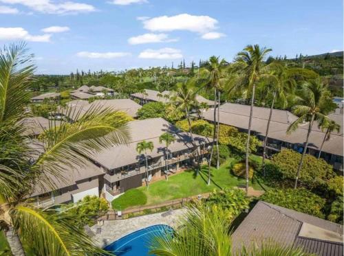 Maui Bliss: 1BR Corner Haven, Ocean & Golf Views - Tap to explore photos