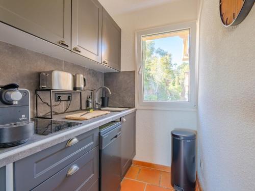 Studio Les Mimosas by Interhome in ติอูต ซูร์ แมร์