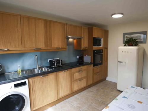 Holiday Home Oakdale House by Interhome in 德拉姆納德羅希特市中心