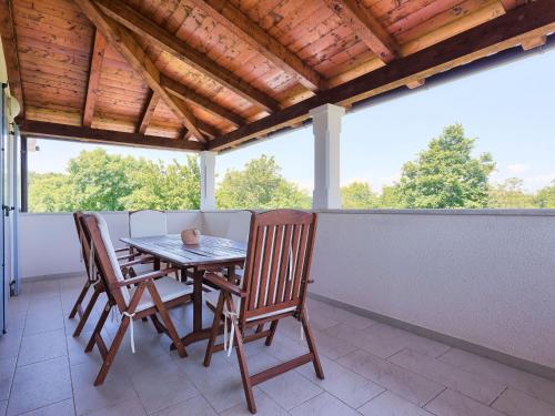 Villa Azura by Interhome in Hreljici