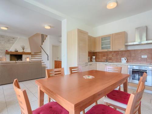 Villa Azura by Interhome in Hreljici