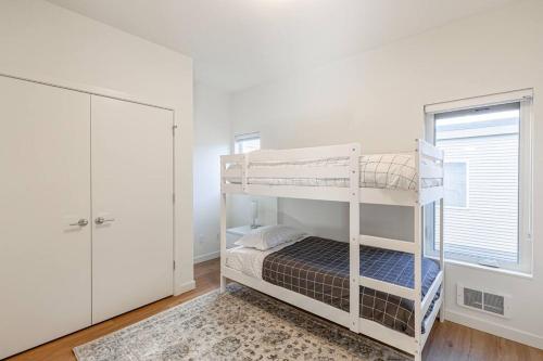 Sunny Modern Masterpiece with EV Charging and A/C