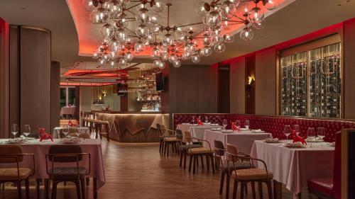545677874 InterContinental Haikou Seaview by IHG