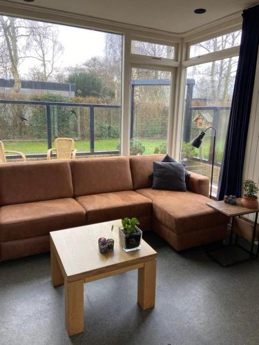 Garden, Rustig gelegen bungalow op Texel in Oosterend