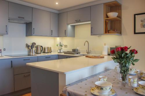 13 Combehaven - image 5