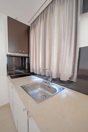Apartment with Balcony image 4