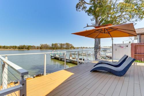 Waterfront Colonial Beach Studio with Boat Dock!