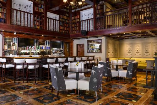 Meadowlands Hotel - image 5