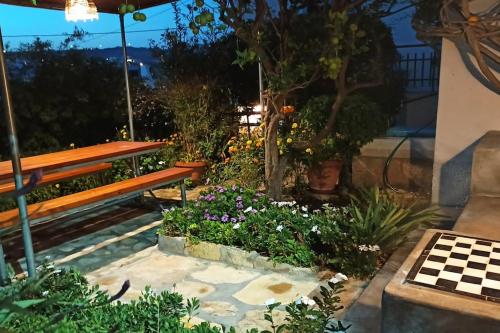 Jardim, VOULAS GARDEN 4FAMILY APT in Lipsi