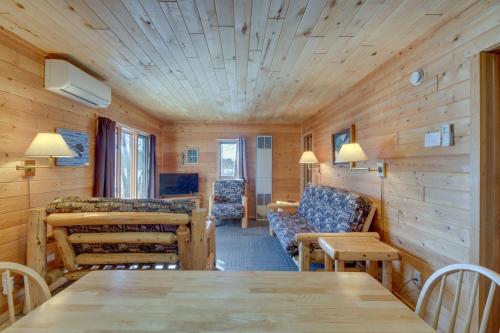 Dog-Friendly Park Rapids Retreat with Boat Dock! in Arago, USA