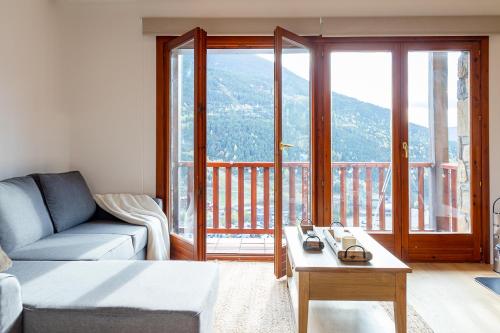 AndBnB I Grandvalira: Hogar Acogedor c. Terraza y Parking in El Tarter