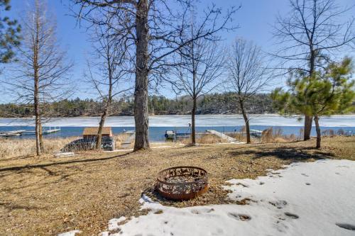 Park Rapids Cabin with Fire Pit and Lake View!