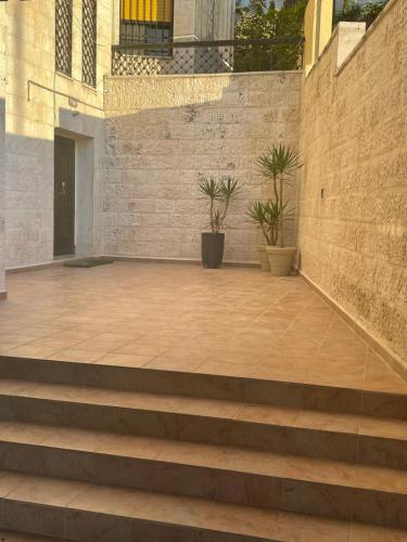 Beautiful & Cozy Newly remodeled 2 Bedroom - image 11