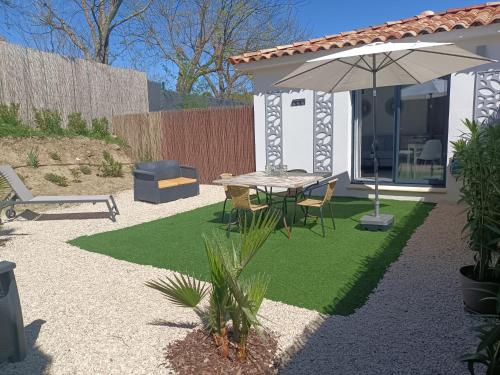 Douce Provence studio neuf proche du centre avec jardin - Location saisonnière - Vaison-la-Romaine