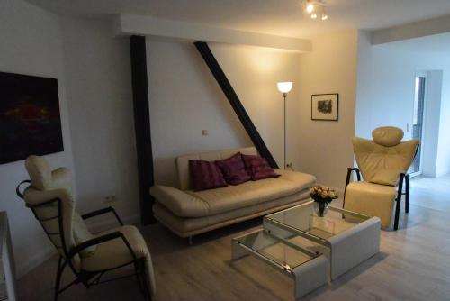 Großzügige Wohnung auf Resthof (Großzugige Wohnung auf Resthof) in 耶文施泰特