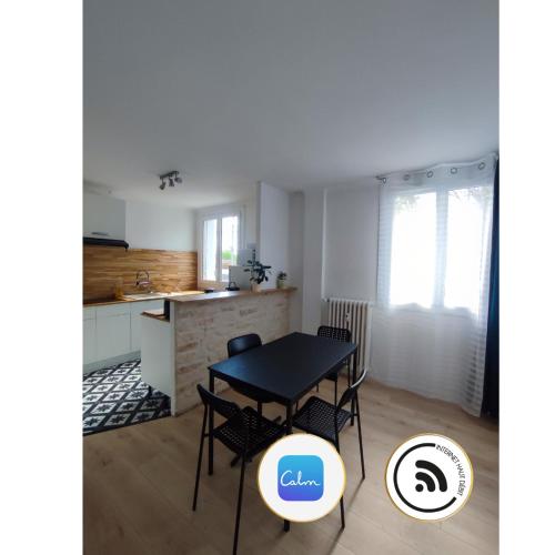 CHAMBRE DANS APPARTEMENT LES GRANDS NOELs - Pension de famille - Saint-Sébastien-sur-Loire