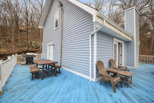 ทัศนียภาพภายนอกโรงแรม, Large home in community w/pools&skiing in บุชคิล (พีเอ)