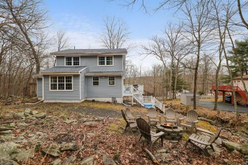 ทัศนียภาพภายนอกโรงแรม, Large home in community w/pools&skiing in บุชคิล (พีเอ)