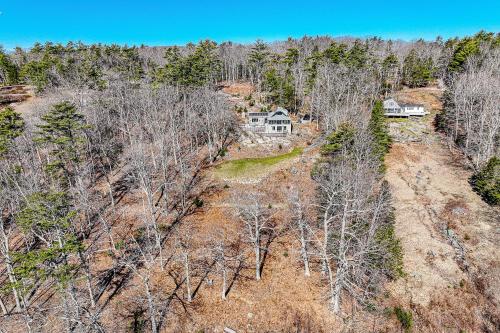 Cottage on the Coast