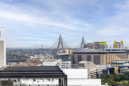 A Comfy 2BR Apt Harbour View FREE Parking - image 13