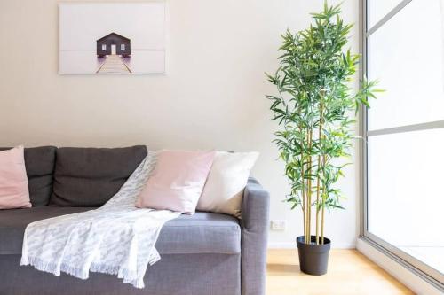 A Stylish & Cozy Studio Next To Darling Harbour - image 11