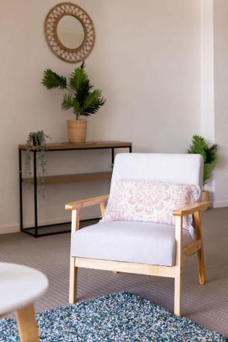A Plush & Comfy Apt Right Next to Darling Harbour - image 11