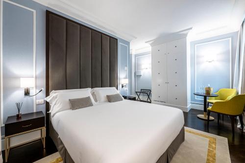 Glimpse Hotel - image 13