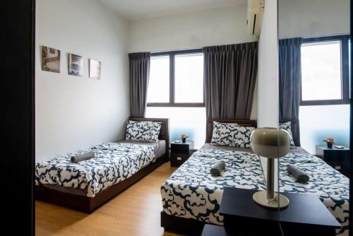Chic 3BR in Danga Bay with Water Views & Parking, Johor Bahru (foto 5)