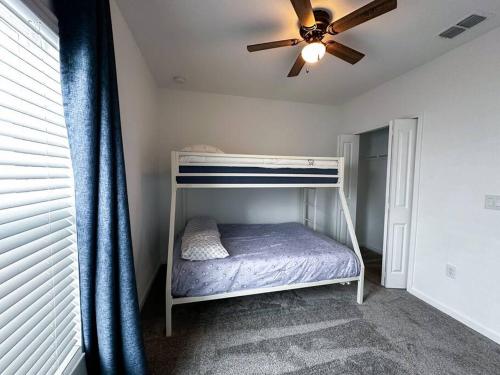 Home Happy Devenport 47782589 in Davenport, USA