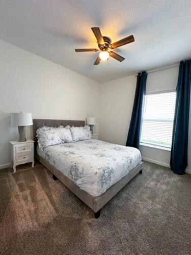 Home Happy Devenport 47782589 in Davenport, USA