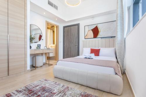 Holiday Studio in JVC 2408, Dubai, Dubai