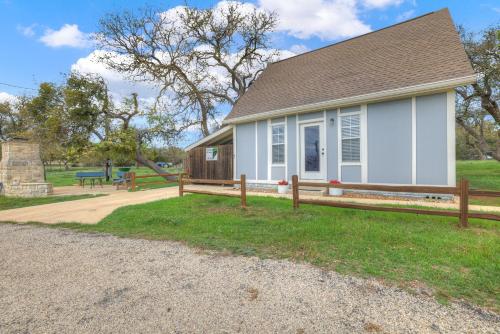 The Elizabeth Cottage in Luckenbach, USA