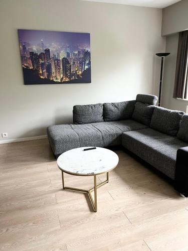 Beautiful one bedroom flat Flagey