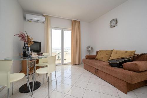 One-Bedroom Apartment with Terrace and Sea View