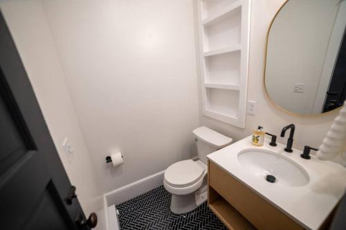 Apt in the heart of Main Street in Stroudsburg, USA