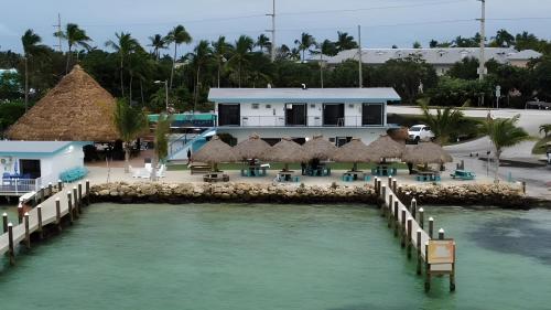 Edgewater Lodge