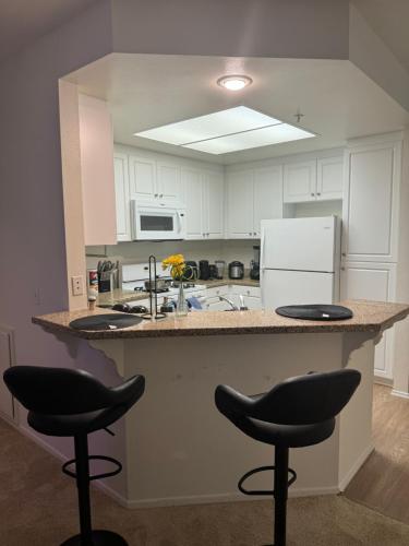 Affordable apartment with higher comfort in Irvine, USA