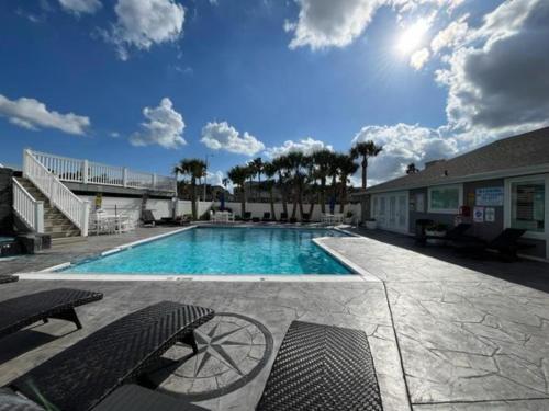 Cove View 206 - Minutes to Beach in Galveston, USA